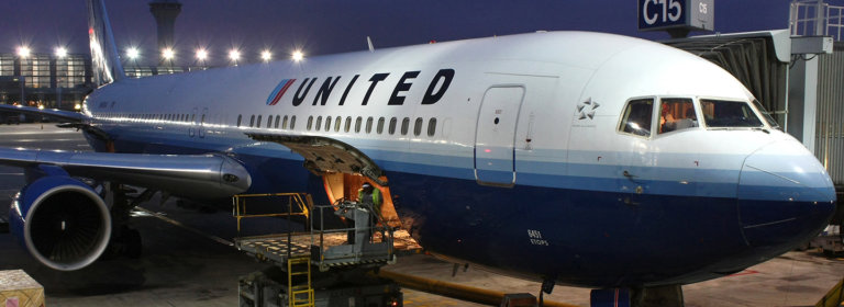 United Removes Passenger Creates Internet Frenzy