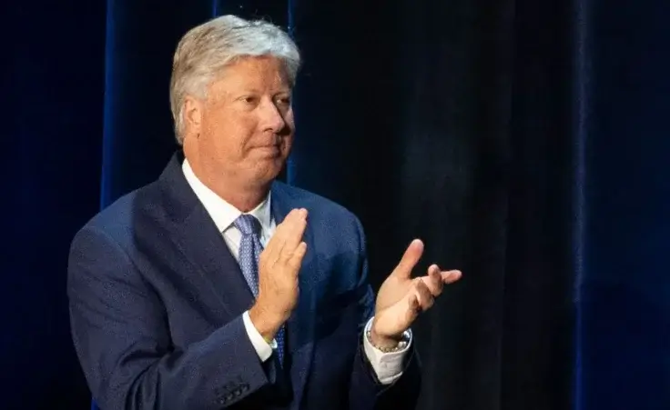 Pastor Robert Morris applauds during a roundtable discussion at Gateway Church Dallas Campus, Thursday, June 11, 2020, in Dallas. (AP Photo/Alex Brandon)