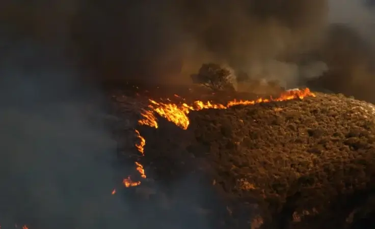 Woolsey Fire, Malibu California fire Burnt Mountains By Neil/stock.adobe.com